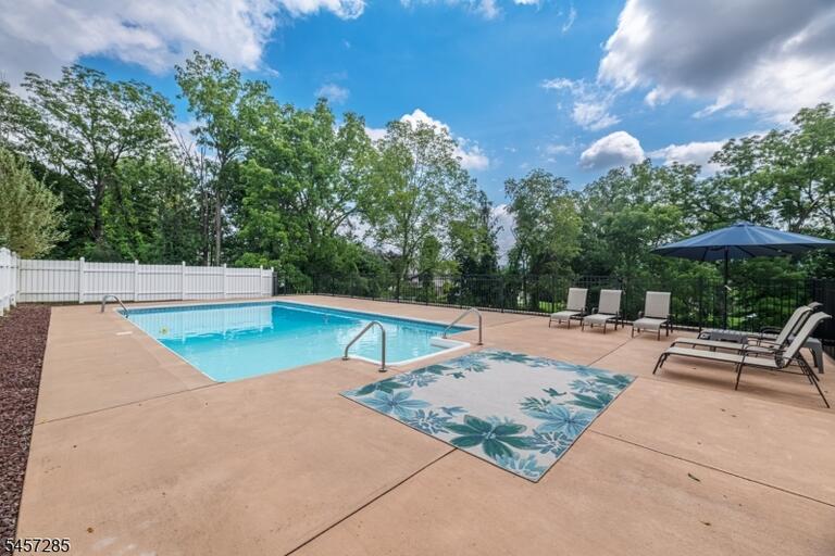 Property listing MLS 4049931 photo 11