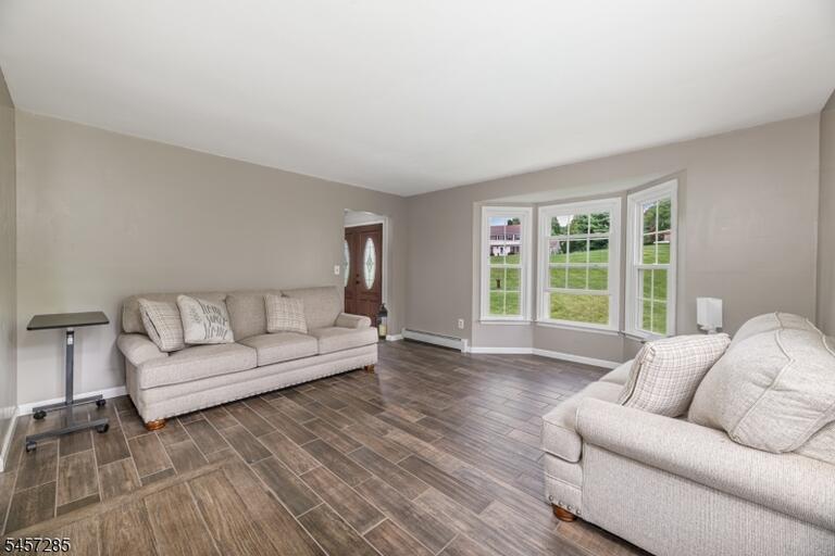 Property listing MLS 4049931 photo 18