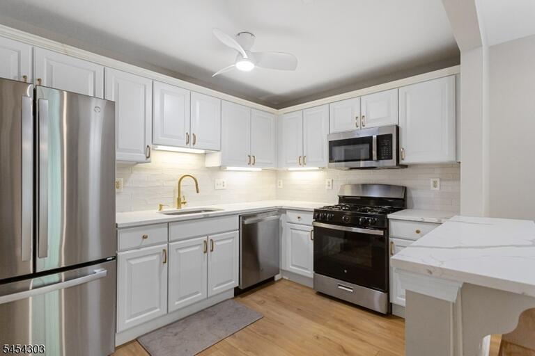 Property listing MLS 4049944 photo 12