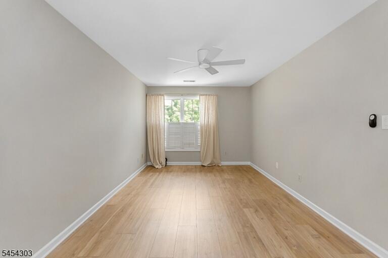 Property listing MLS 4049944 photo 17