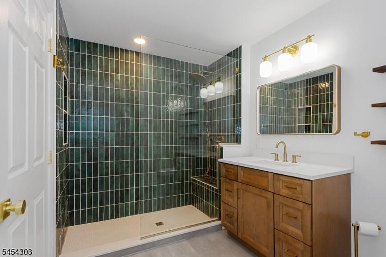 Property listing MLS 4049944 photo 19