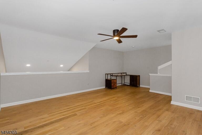 Property listing MLS 4049944 photo 27