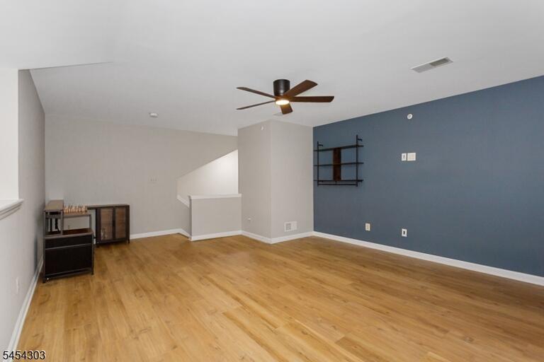 Property listing MLS 4049944 photo 28
