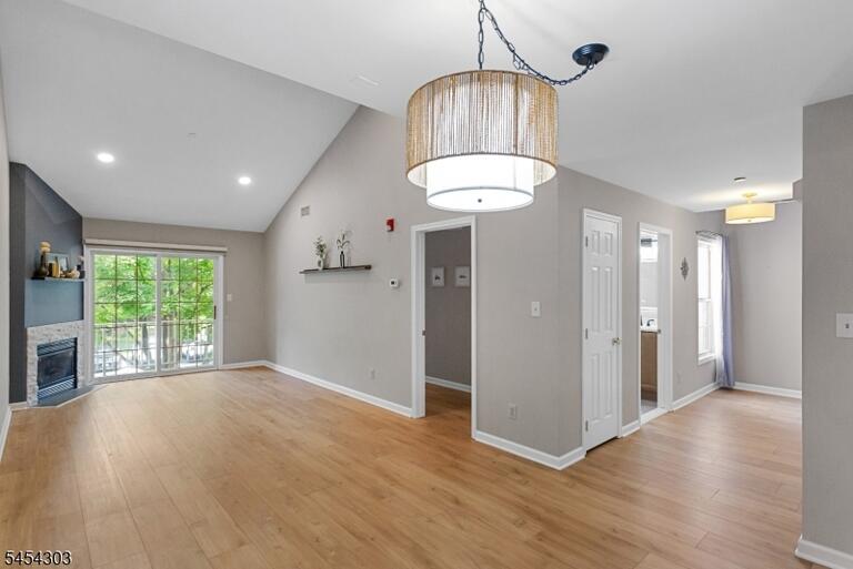 Property listing MLS 4049944 photo 6