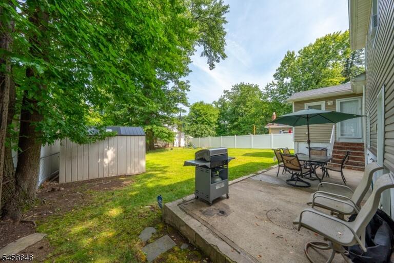 Property listing MLS 4049953 photo 24