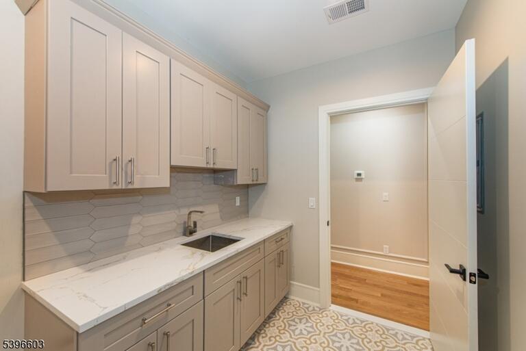 Property listing MLS 4049995 photo 32