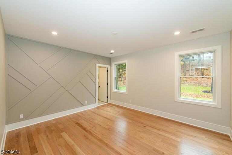 Property listing MLS 4049995 photo 33
