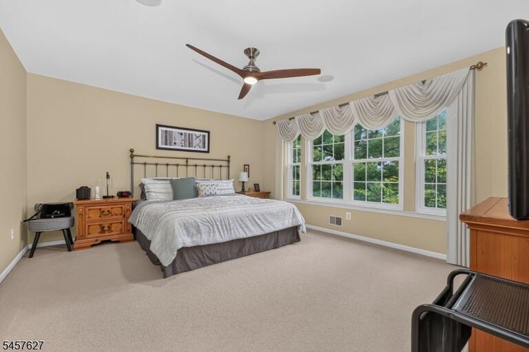 Property listing MLS 4050042 photo 15