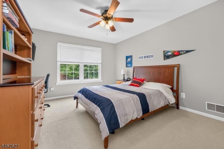 Property listing MLS 4050042 photo 17