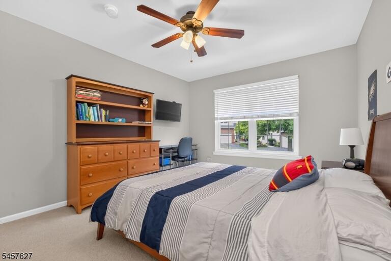 Property listing MLS 4050042 photo 18