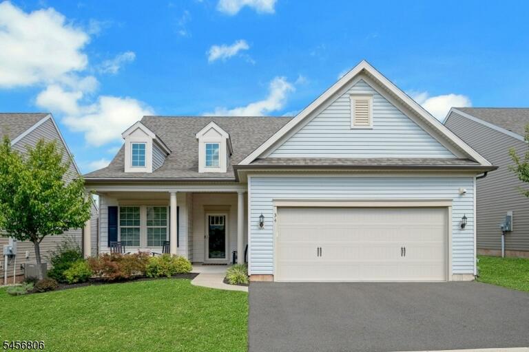 Property listing MLS 4050045 photo 1