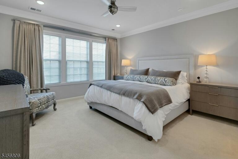 Property listing MLS 4050045 photo 17
