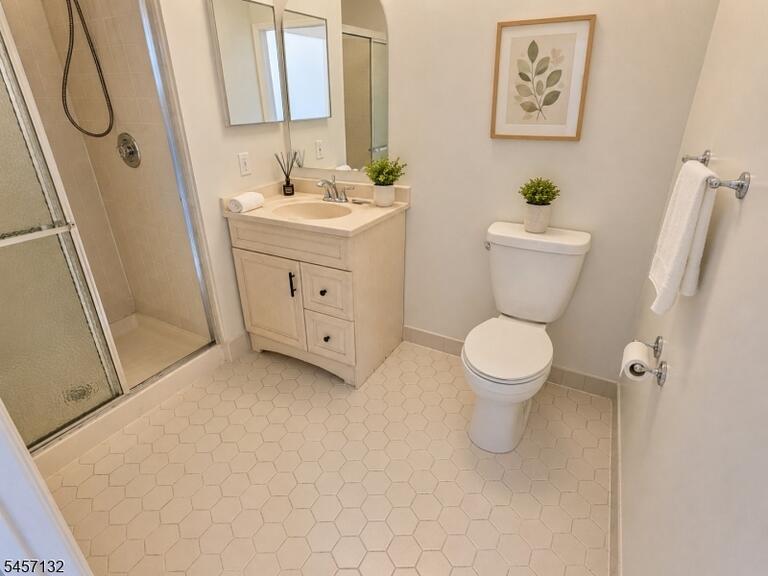Property listing MLS 4050076 photo 9