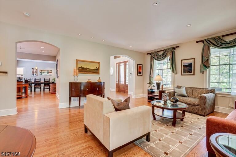Property listing MLS 4050078 photo 12
