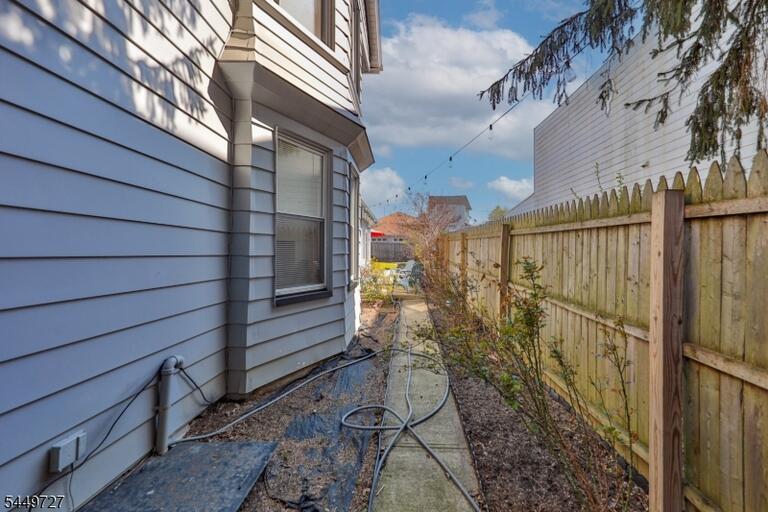 Property listing MLS 4050226 photo 37