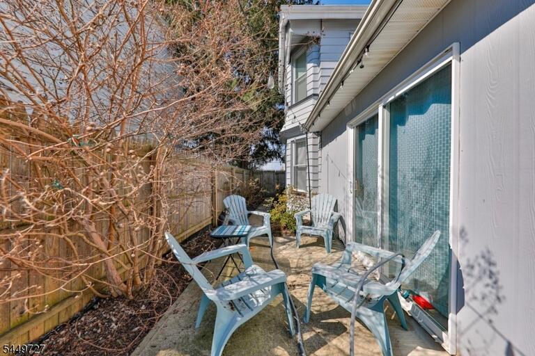 Property listing MLS 4050226 photo 39