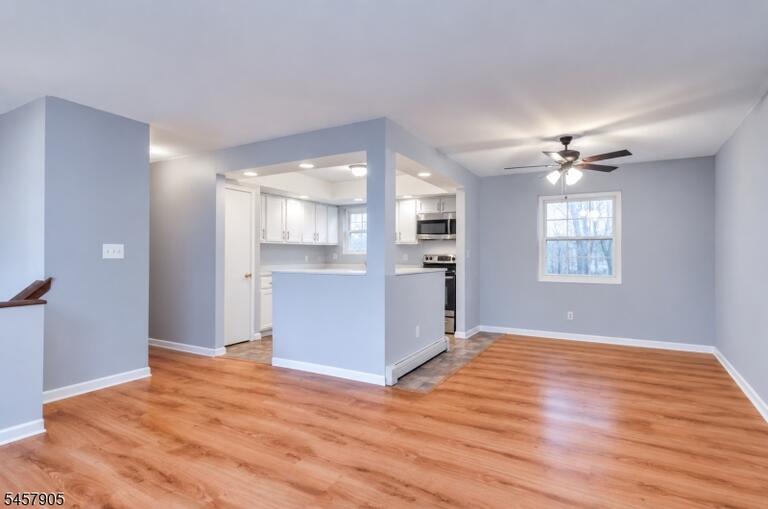 Property listing MLS 4050242 photo 2