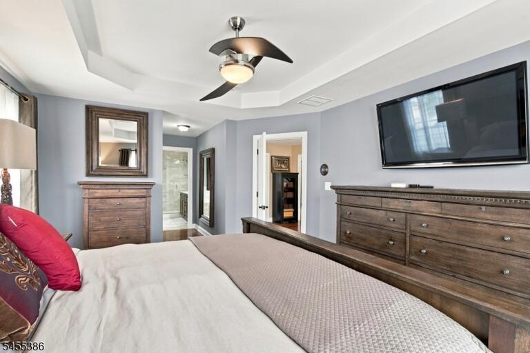 Property listing MLS 4050286 photo 13