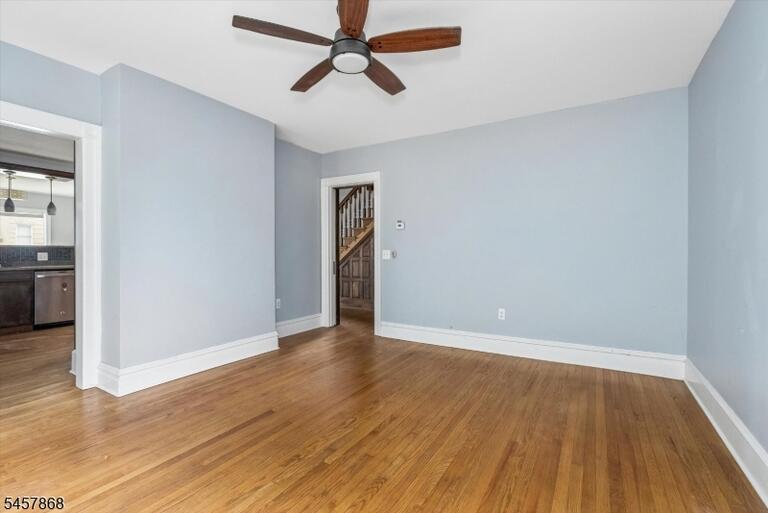 Property listing MLS 4050408 photo 18