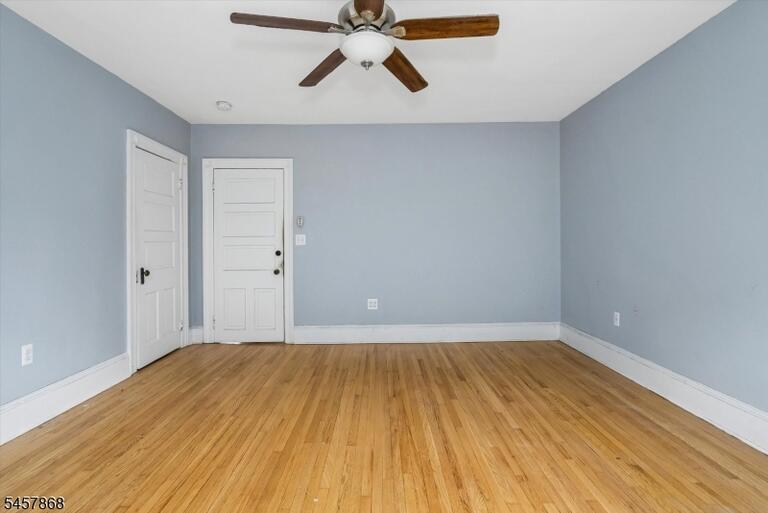 Property listing MLS 4050408 photo 24