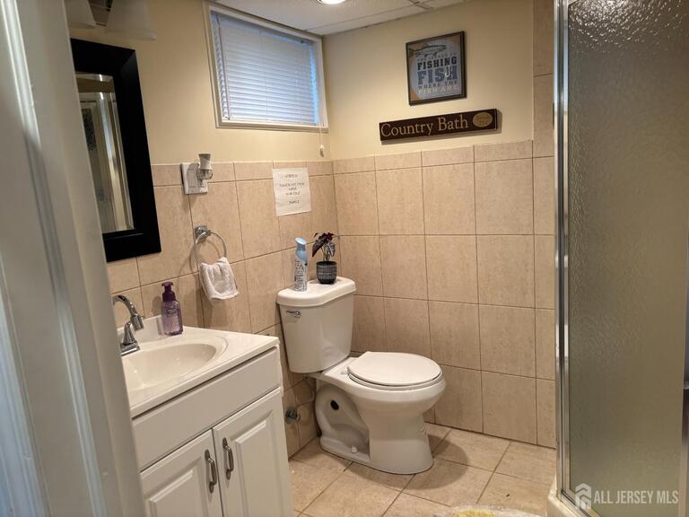 Photo 38 of 105 Howard Avenue, Edison NJ 08837, Edison, NJ
