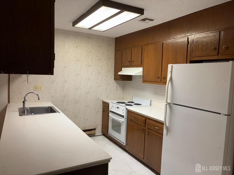 Photo 4 of 278 Crosse Drive # 1C, Monroe NJ 08831, Monroe, NJ