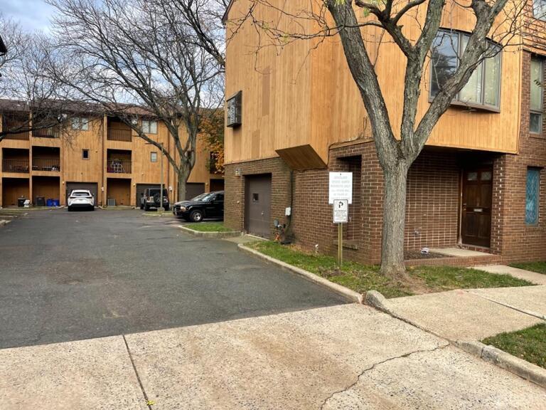 Photo 3 of 81 Redmond Street, New Brunswick NJ 08901, New Brunswick, NJ
