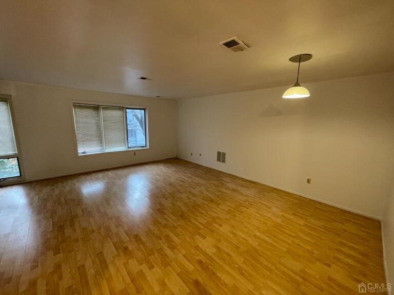 Photo 8 of 81 Redmond Street, New Brunswick NJ 08901, New Brunswick, NJ