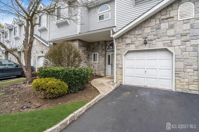 Photo 1 of 24 Catherine Court, Old Bridge NJ 08879, Old Bridge, NJ