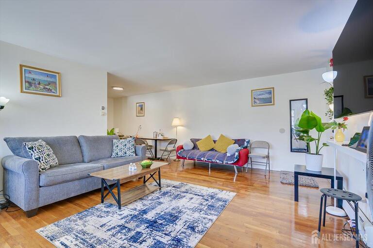 Photo 3 of 55 Gill Lane # 32, Iselin NJ 08830, Iselin, NJ