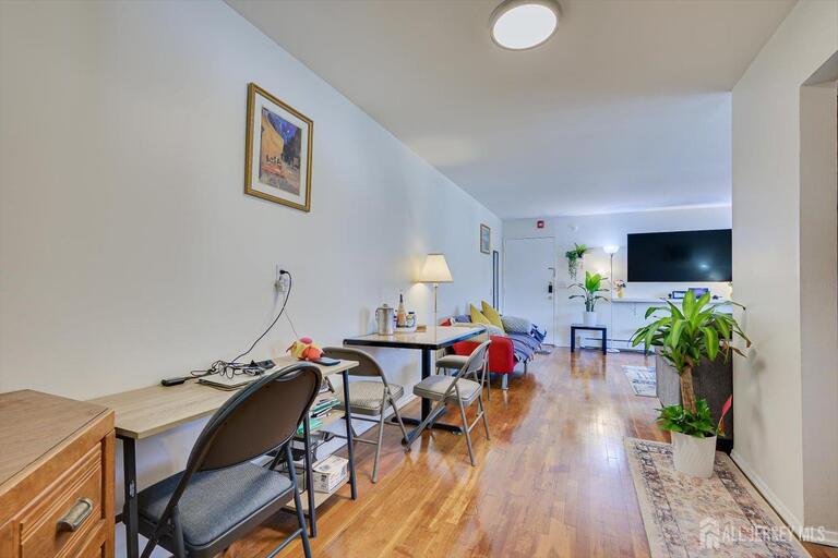 Photo 6 of 55 Gill Lane # 32, Iselin NJ 08830, Iselin, NJ