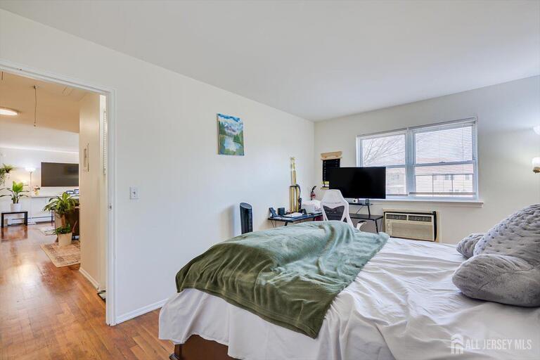 Photo 14 of 55 Gill Lane # 32, Iselin NJ 08830, Iselin, NJ