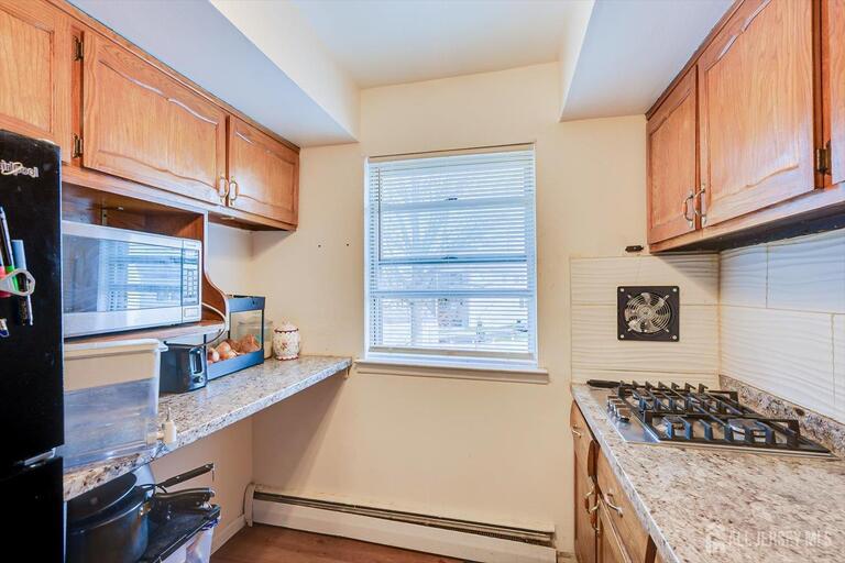 Photo 9 of 55 Gill Lane # 32, Iselin NJ 08830, Iselin, NJ