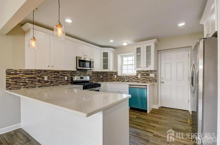 Photo 4 of 117 Dorothy Street, Carteret NJ 07008, Carteret, NJ