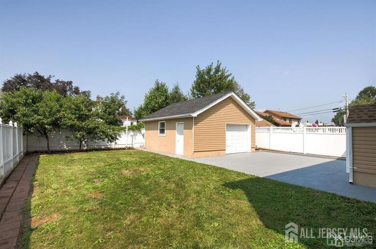 Photo 31 of 117 Dorothy Street, Carteret NJ 07008, Carteret, NJ