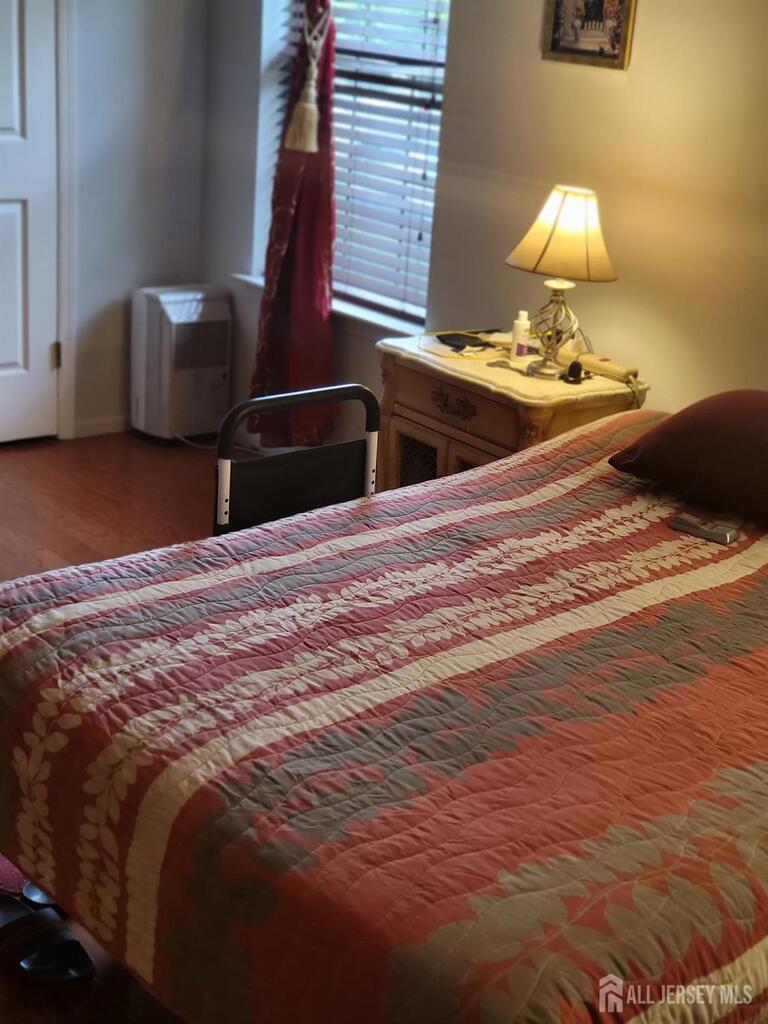Photo 13 of 1002 Hidden Village Drive, Perth Amboy NJ 08861, Perth Amboy, NJ