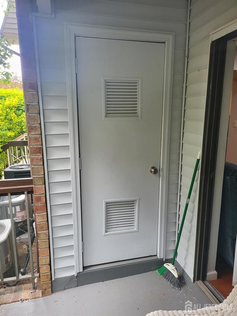 Photo 21 of 1002 Hidden Village Drive, Perth Amboy NJ 08861, Perth Amboy, NJ