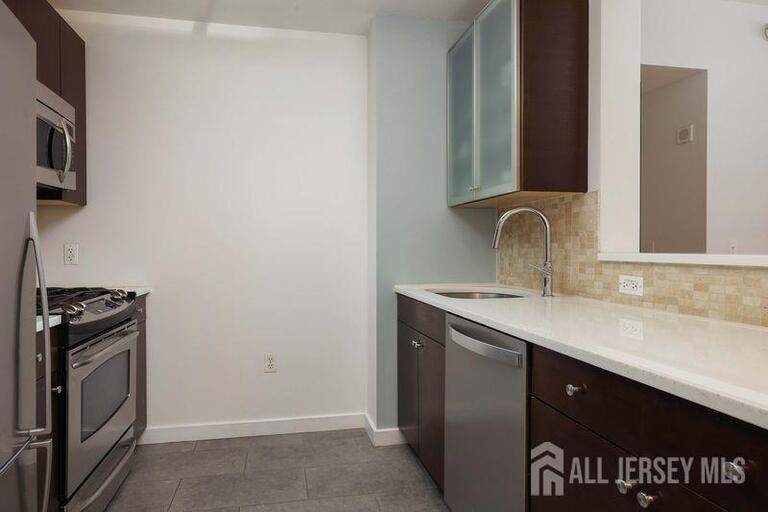 Photo 7 of 232 Pavonia Avenue # 312, Jersey City NJ 07301, Jersey City, NJ