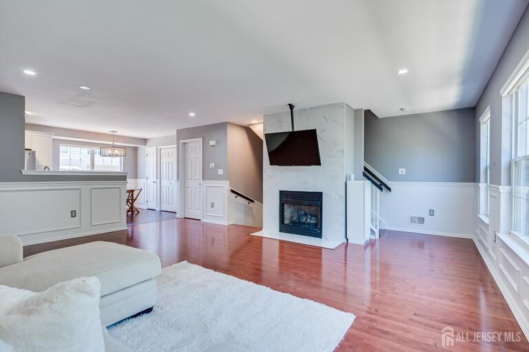 Photo 9 of 41 Rojewski Way, Parlin NJ 08859, Parlin, NJ