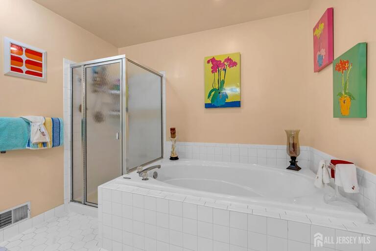 Photo 36 of 5 Ardmore Place, East Brunswick NJ 08816, East Brunswick, NJ
