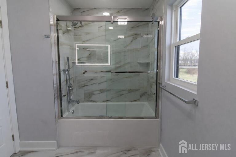 Photo 27 of 95 Kennedy Avenue, Aberdeen NJ 07721, Aberdeen, NJ