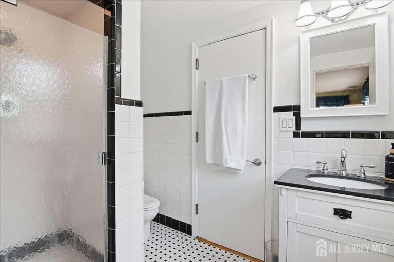 Photo 19 of 4 Honey Court, Metuchen NJ 08840, Metuchen, NJ
