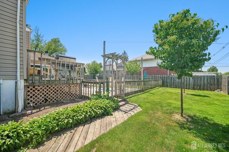Photo 29 of 53 Orchard Street, Carteret NJ 07008, Carteret, NJ