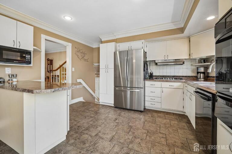 Photo 14 of 53 Orchard Street, Carteret NJ 07008, Carteret, NJ