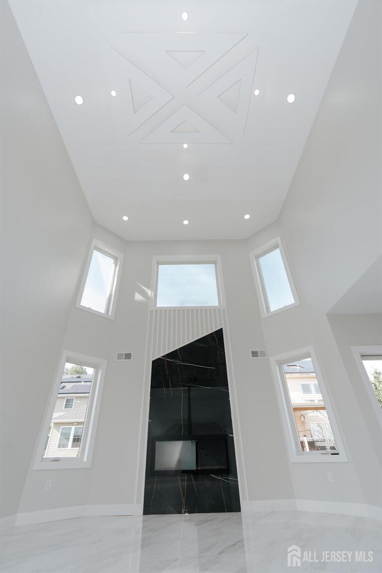 Photo 4 of 40 Wright Street, Iselin NJ 08830, Iselin, NJ