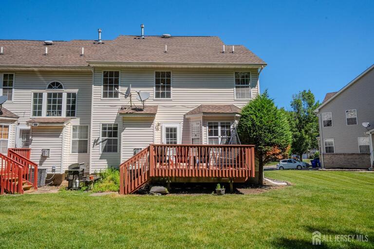 Photo 38 of 16 Hawthorne Road, North Brunswick NJ 08902, North Brunswick, NJ