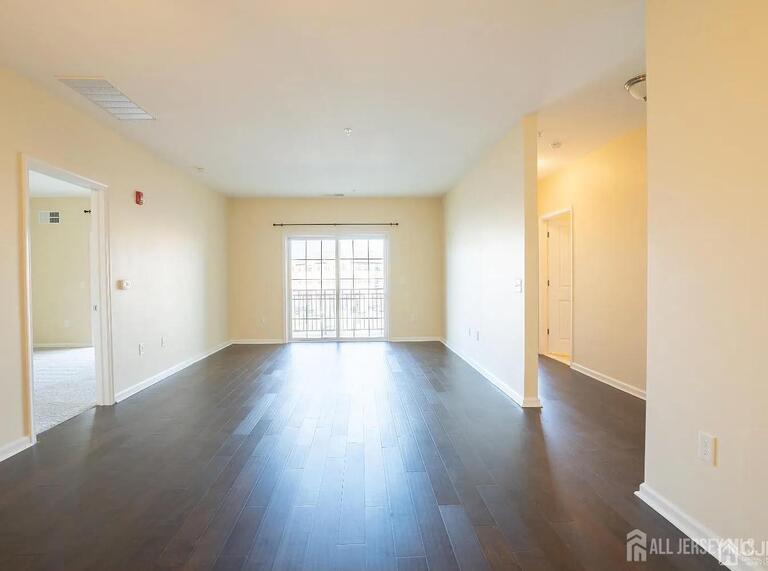 Photo 4 of 534 Doral Court, Piscataway NJ 08854, Piscataway, NJ