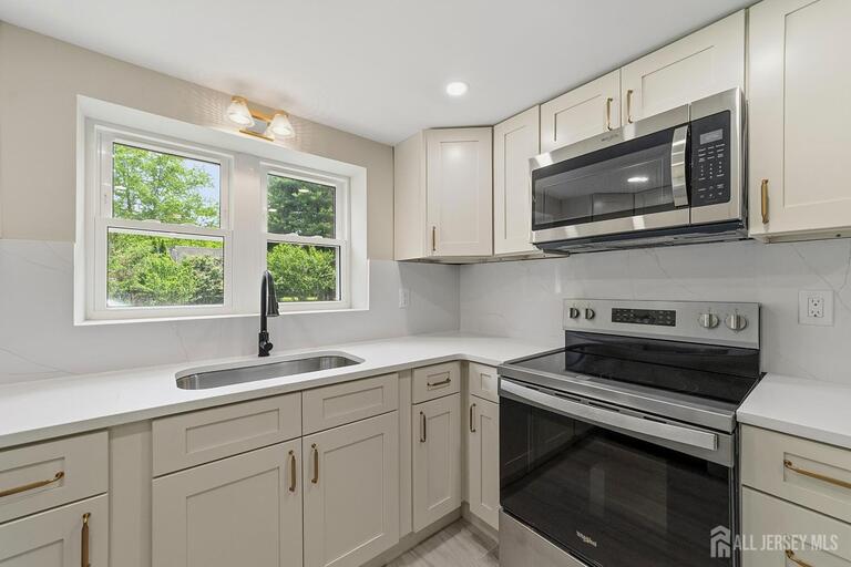 Photo 18 of 281 Friendship Road, South Brunswick NJ 08512, South Brunswick, NJ