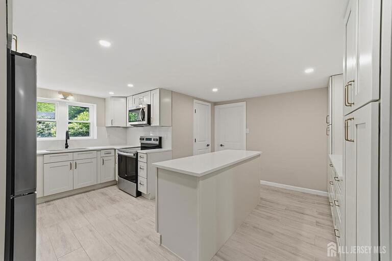 Photo 16 of 281 Friendship Road, South Brunswick NJ 08512, South Brunswick, NJ