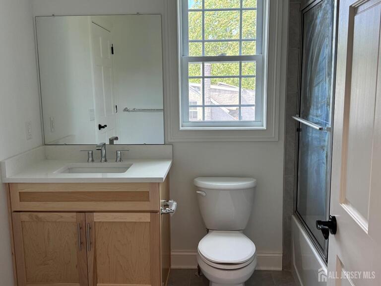 Photo 6 of 12 Moyse Place, Edison NJ 08820, Edison, NJ